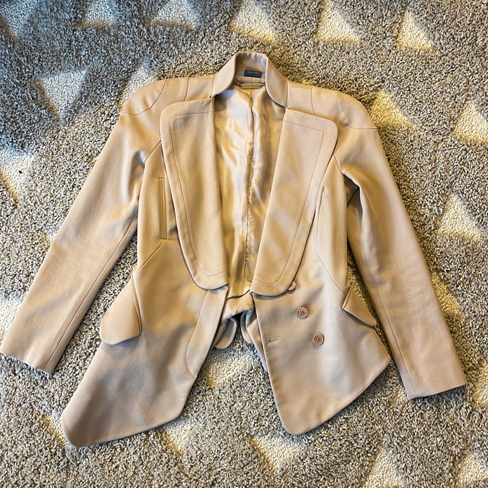 ALEXANDER MCQUEEN Runway Peplum Blazer in Neutral Tan - IT38